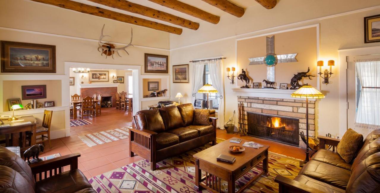 Casa Del Gavilan Historic Inn Cimarron Ngoại thất bức ảnh